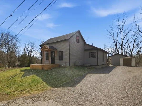 11 Malcolm St, Brant, ON N0E 1R0