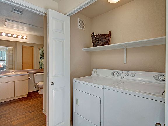 Sonoma Landing In-Unit Washer and Dryer