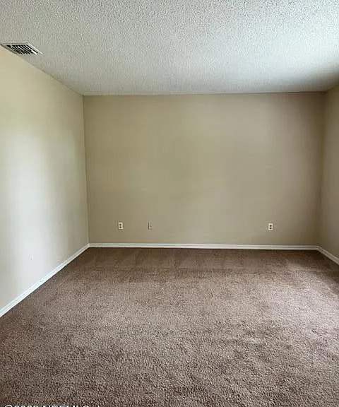 462 Crabapple Ct #D — Photo 4