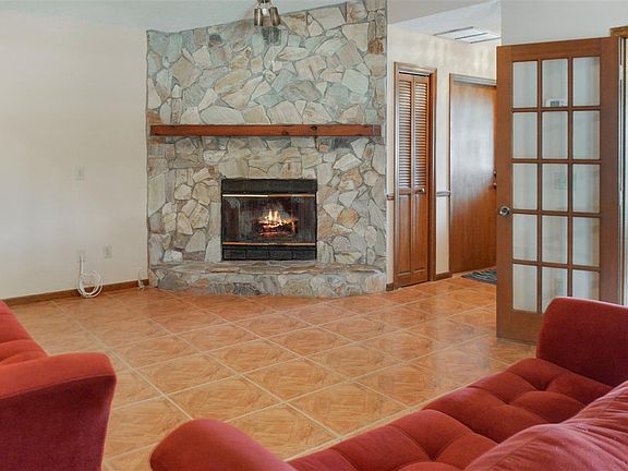 4th image of 668 Cira Ct