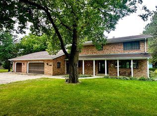 774 Dugdale Ave, Worthington, MN 56187