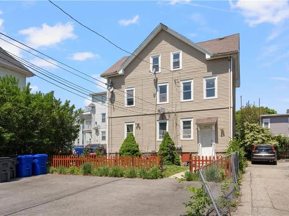 217 Amherst St, Providence, RI 02909