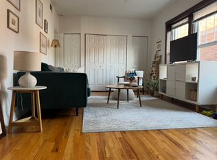 522 W Cornelia Ave #1, Chicago, IL 60657