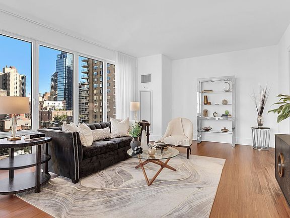 3rd image of 255 E 74th St APT 8C