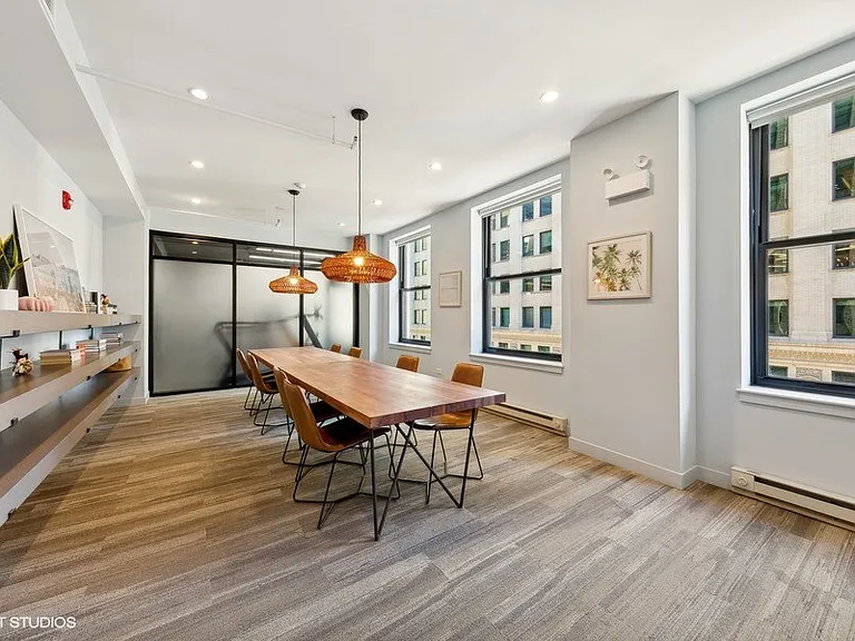 330 S. Wells St — Photo 9