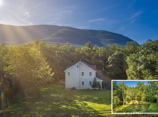 47 Cranberry Ln, Saugerties, NY 12477