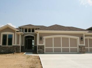 4513 N Sienna Rdg, Riverside, MO 64150