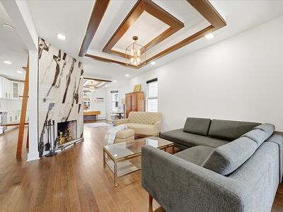 916 Clarence Ave #1, Bronx, NY, 10465