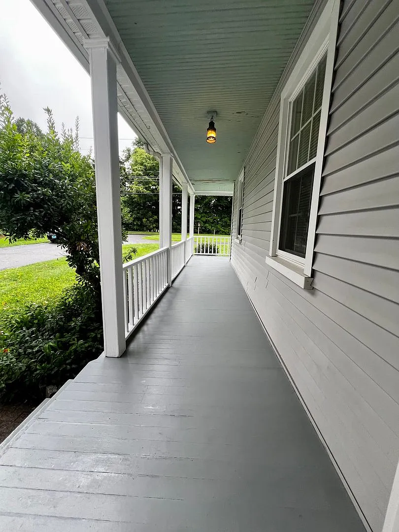 128 East Street — Photo 4