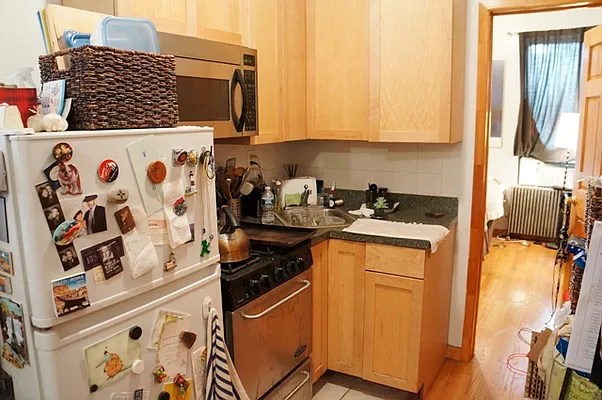 Rented by J Misrahi Realty Corp | media 22