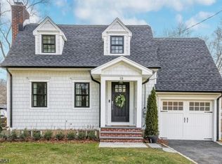 19 Ridgedale Ave, Summit, NJ 07901