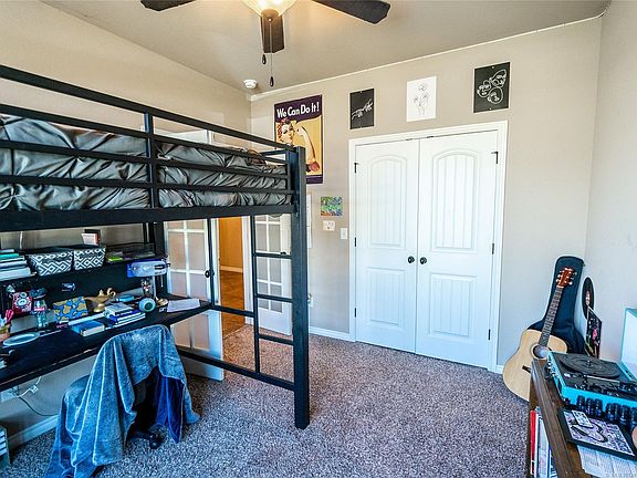 5th image of 26449 Columbia Crest Dr
