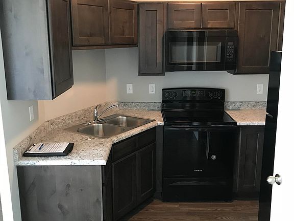 3rd image of 855 W 800 S APT 23