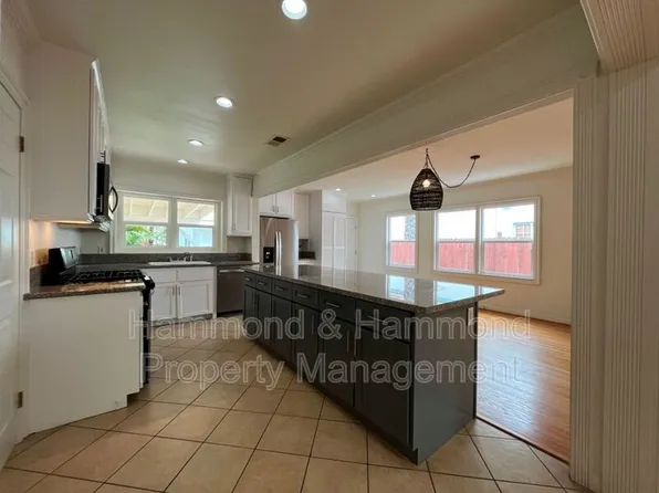4316 Greenbush Ave, Sherman Oaks, CA 91423