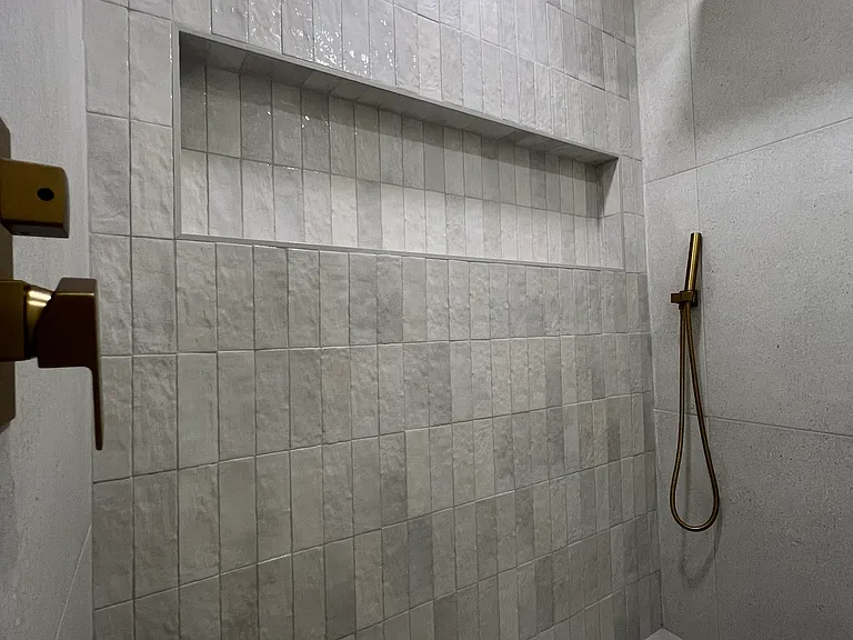 601 N Riverside Dr — Photo 36
