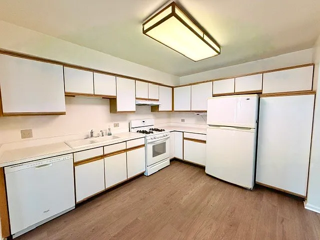 801 N Shady Oaks Dr #801 — Photo 4