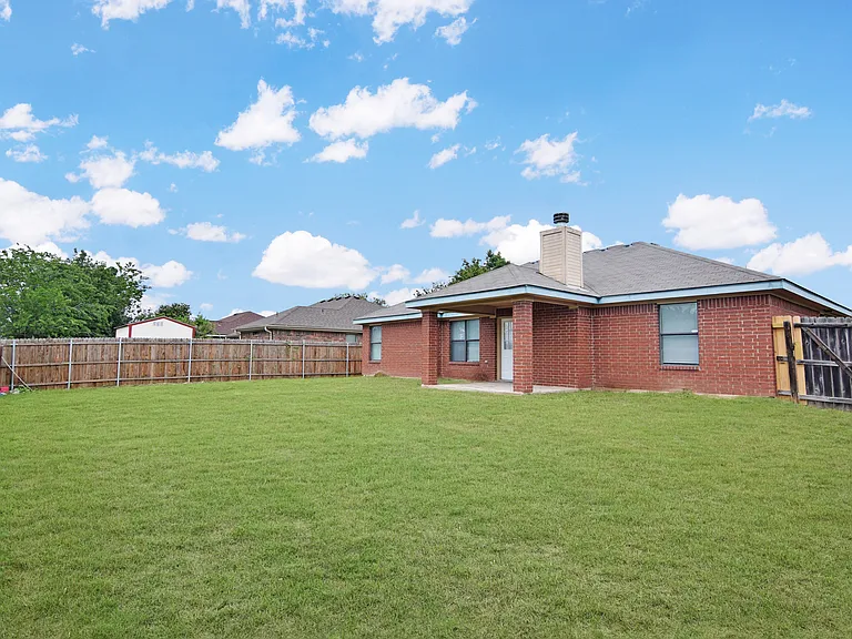 2905 Lindsey Dr — Photo 19