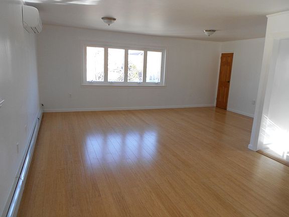 2nd image of 2254 E 73rd St #2