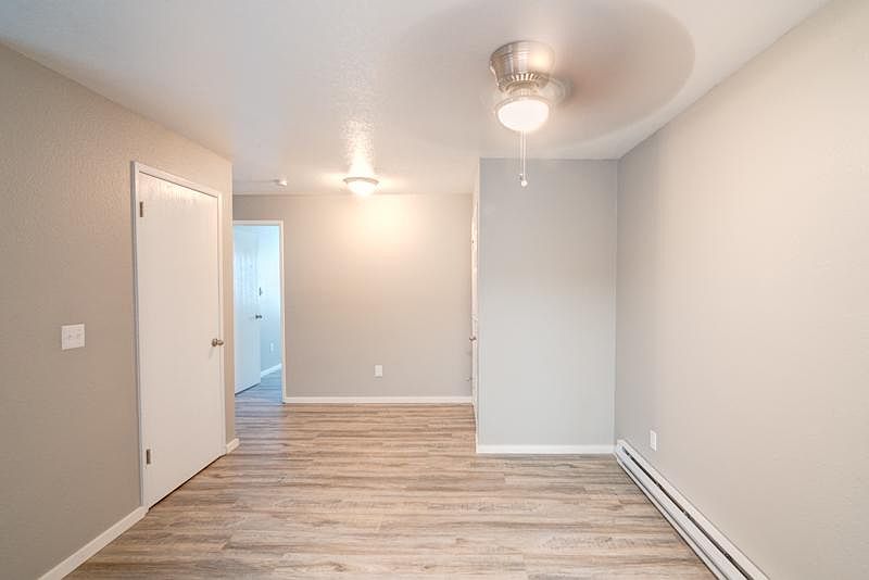 1st image of 2802 F St SE