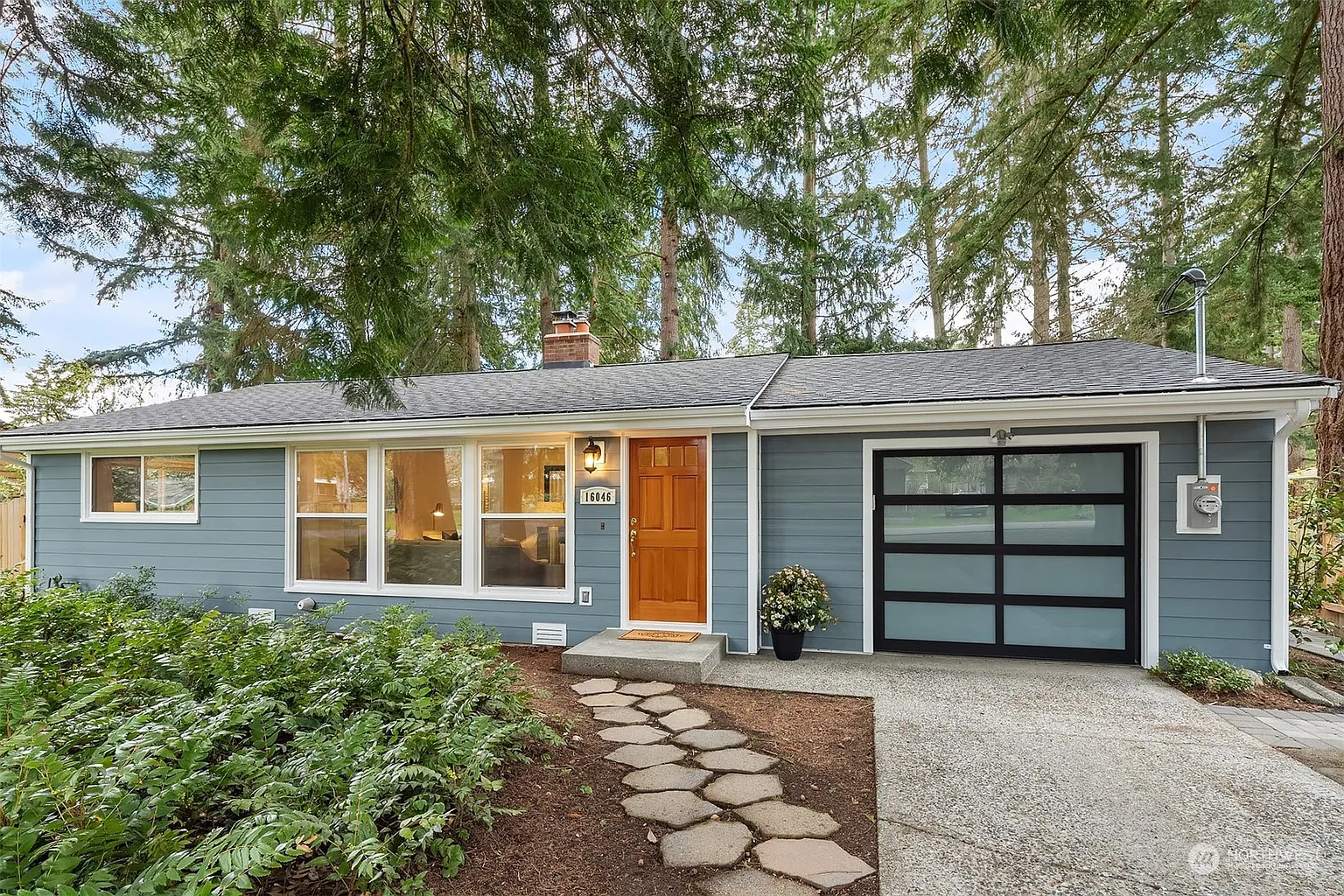 16046 32nd Avenue NE photo 1