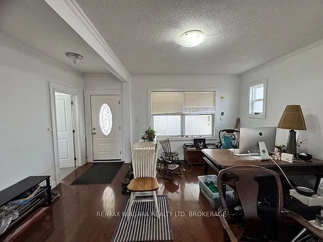 4893 Hunter St — Photo 6