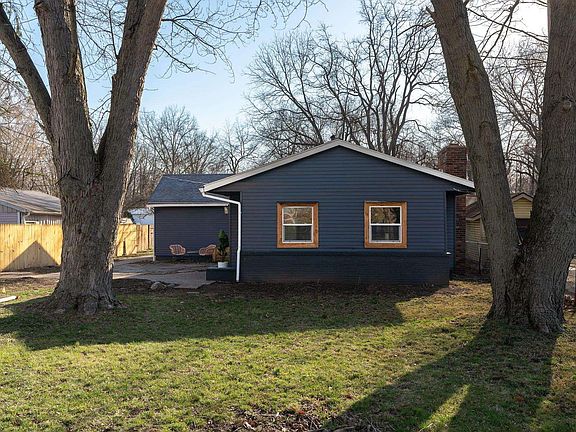 2nd image of 2611 Smith Dr