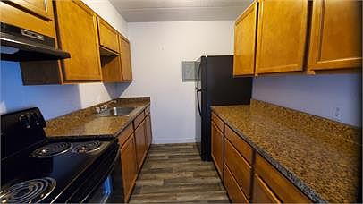 1st image of 318 E Main St APT 300