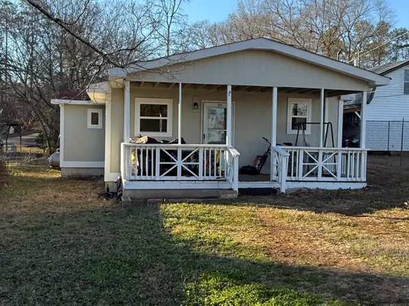 204 Cherokee Dr, Jackson, GA 30233