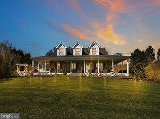 160 Oak Grove Rd, Pine Grove, PA 17963