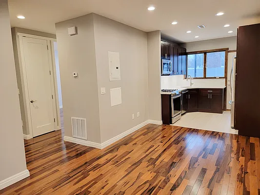 Rented by Barbara Puccia Realty LLC | media 5