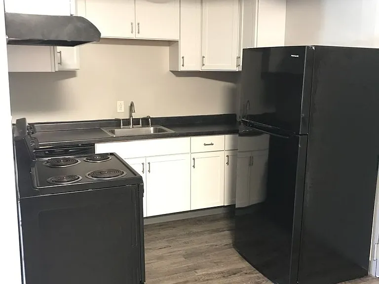 The Village at Gray's Lake Apartments - Des Moines — Photo 28
