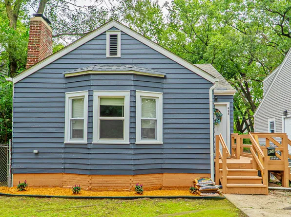855 Fayette St, Gary, IN 46403