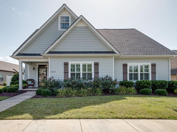 2nd image of 2426 Cason Ln