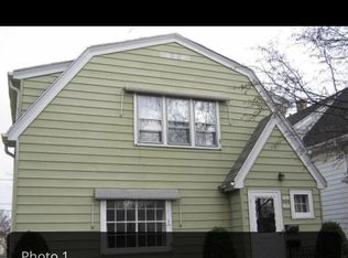 2960 N 61st St, Milwaukee, WI 53210