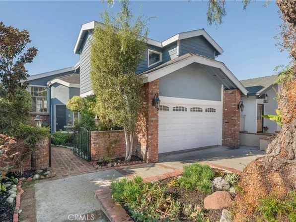 2201 Agnes Rd, Manhattan Beach, CA 90266