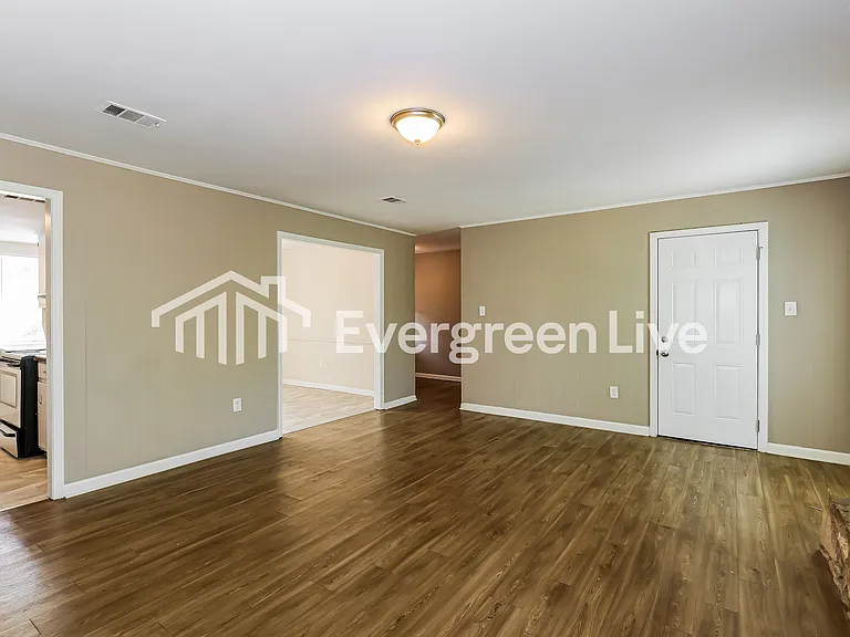 3711 Woodlake Rd — Photo 4
