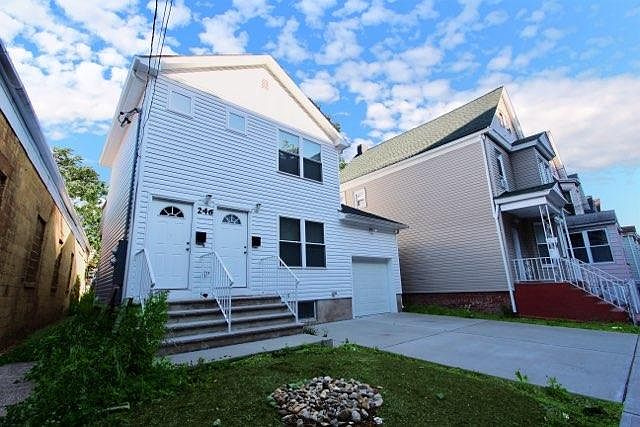 1st image of 246 Grant Ave #1