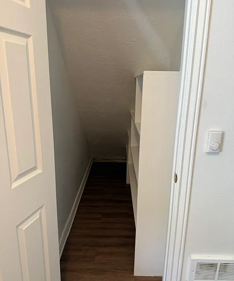 834 Saturn Ave #2 — Photo 7