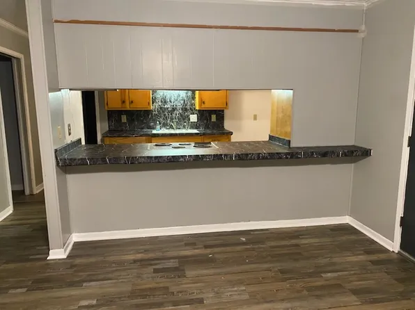 1402 S Georgia St, Pine Bluff, AR 71601