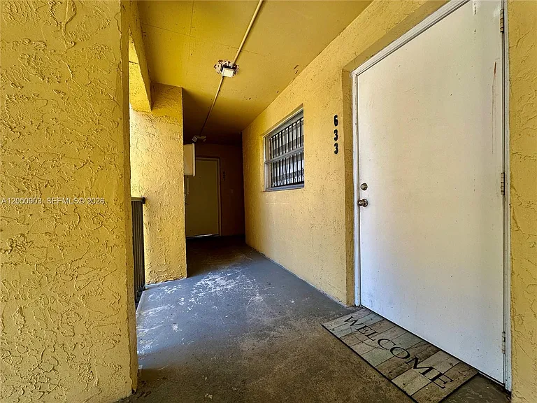 15430 SW 82nd Ln #633 — Photo 28