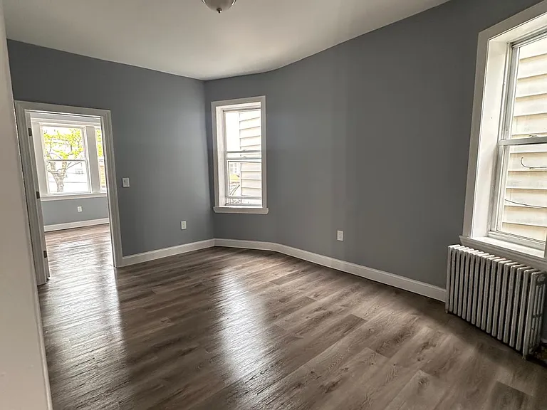 32 Corbin Ave — Photo 8