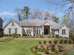 825 Overhill Ct, Sandy Springs, GA 30328