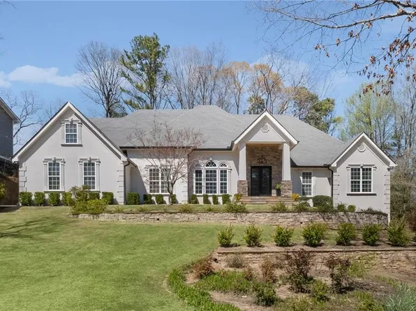 825 Overhill Ct, Sandy Springs, GA 30328