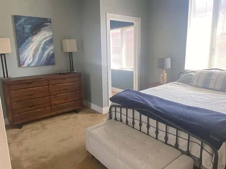 721 E North St #2C — Photo 13