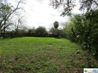 511 Riley St, Seguin, TX 78155