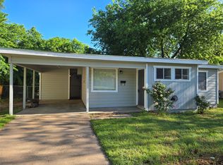 214 Live Oak Ln, Weatherford, TX 76086