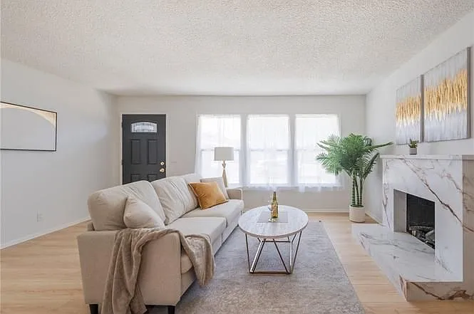 16220 McKinley Ave #HOUSE — Photo 4