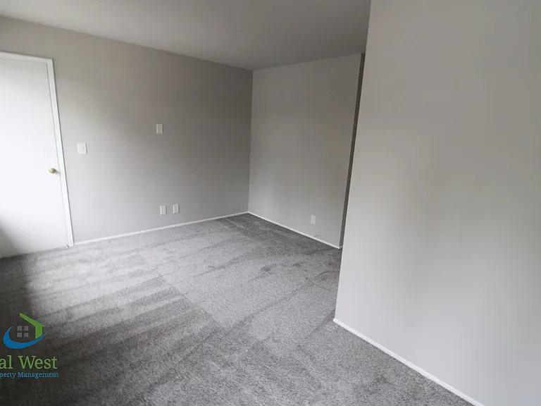816 Glenside Dr — Photo 36