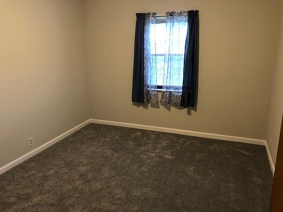 3rd image of 4442 W 8th St APT 3
