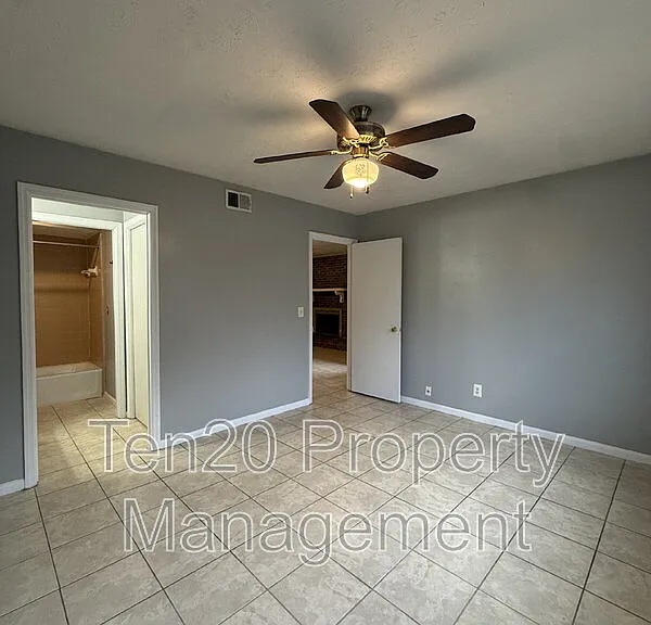 6200 Olde Towne Dr #A — Photo 15